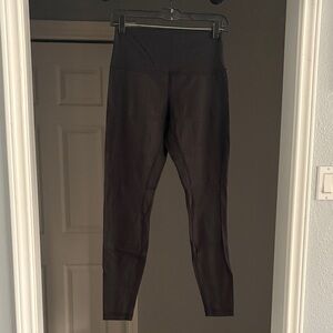 Black Lululemon Align High-Waisted Leggings